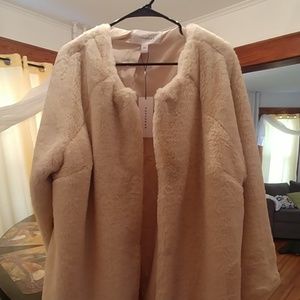 Cream faux fur very soft coat